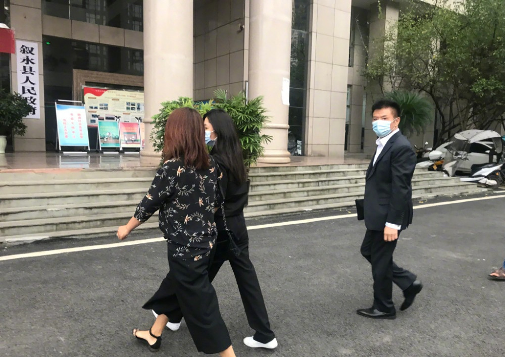 谭松韵妈妈被撞案将开庭 谭松韵妈妈被撞案将开庭