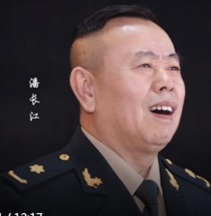 二炮文工团团长