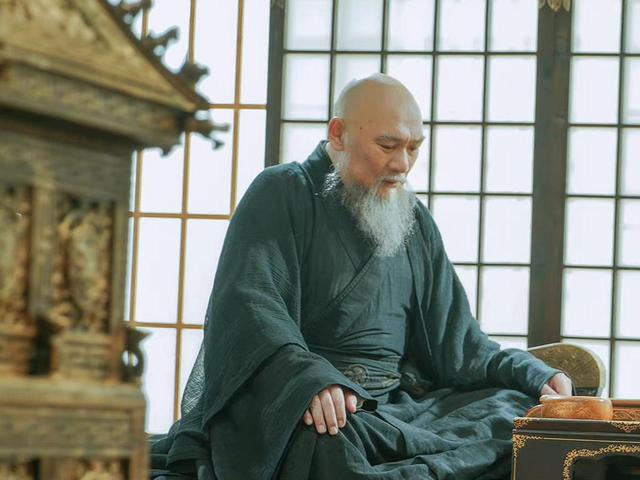 吴素谁打伤的
