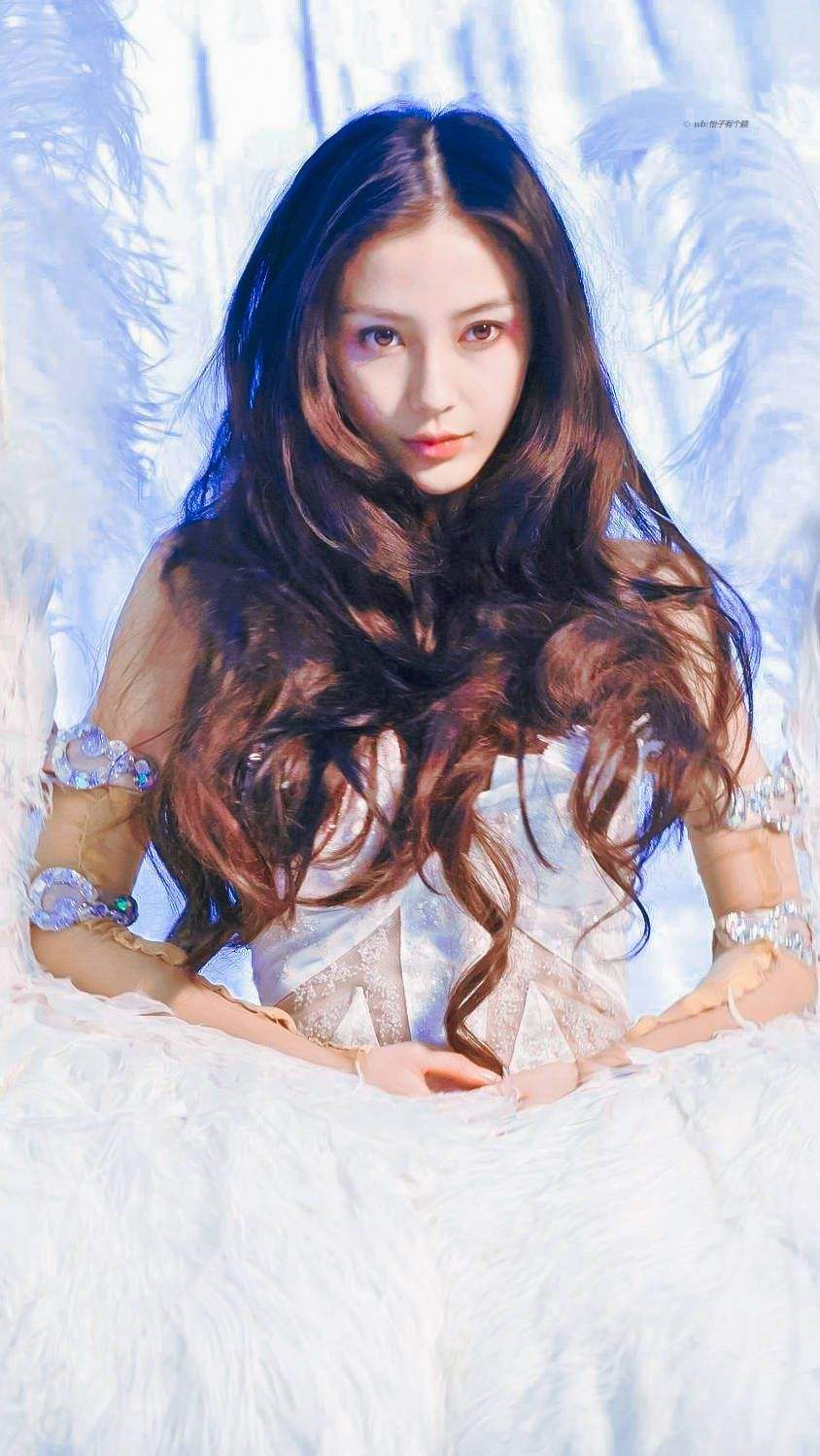 包括Angelababy假扮NPC的词条 包括Angelababy假扮NPC的词条