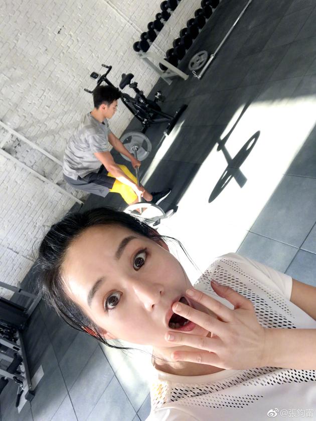 彭于晏张钧甯的复杂引见 彭于晏张钧甯的复杂引见