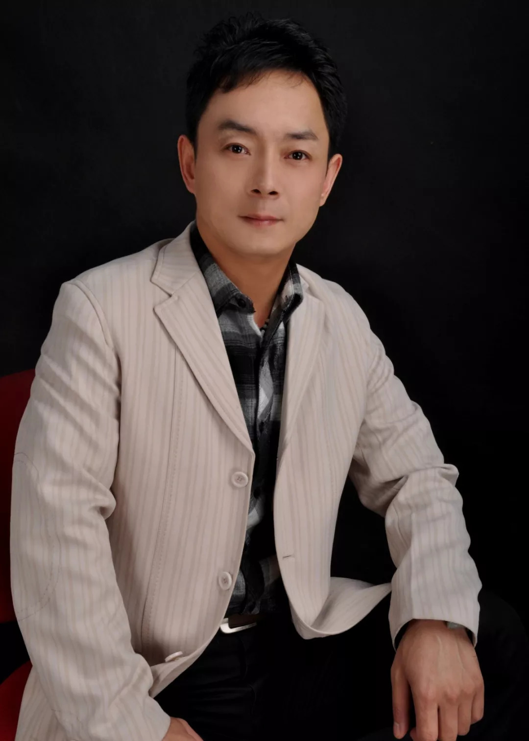 吴铁军董事长