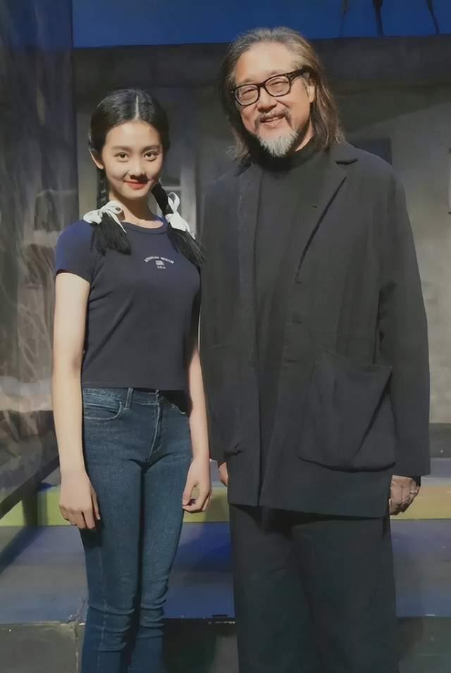 16岁黄多多首次当导演