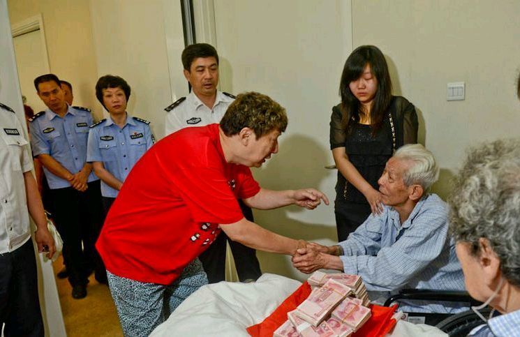 李春平的老太肯定是宝莲高
