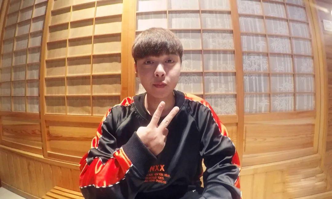 网络歌手小贱 网络歌手小贱