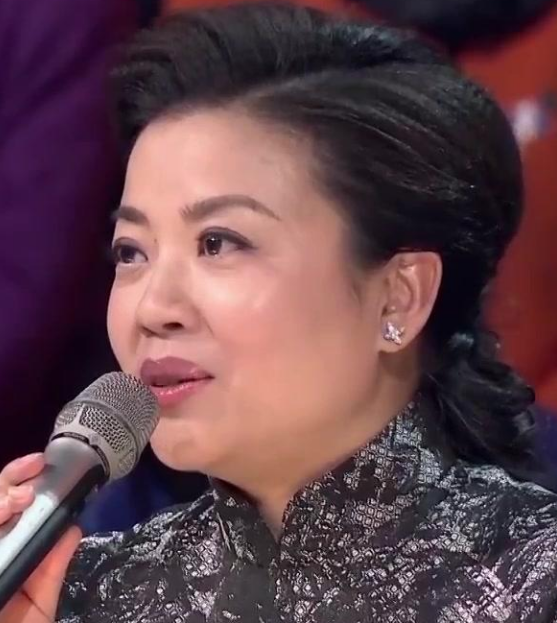 张也简历及团体材料
