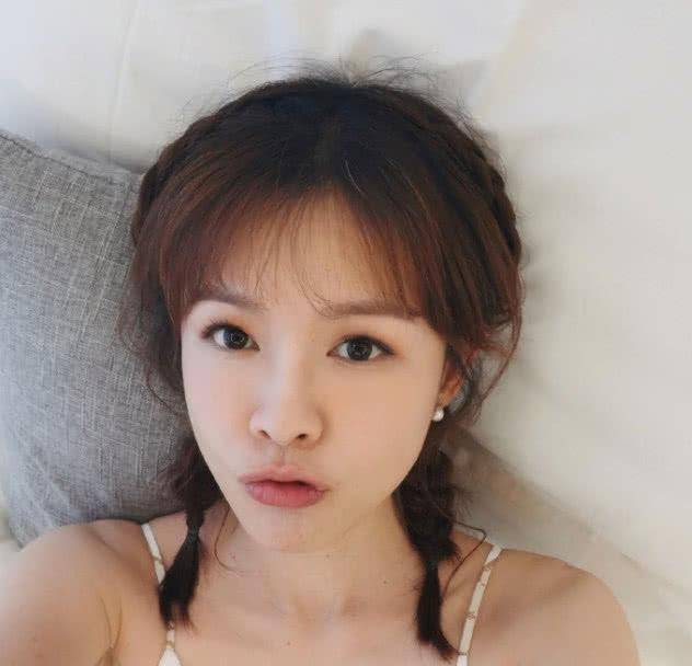 康熙来了李艾卸妆的复杂引见