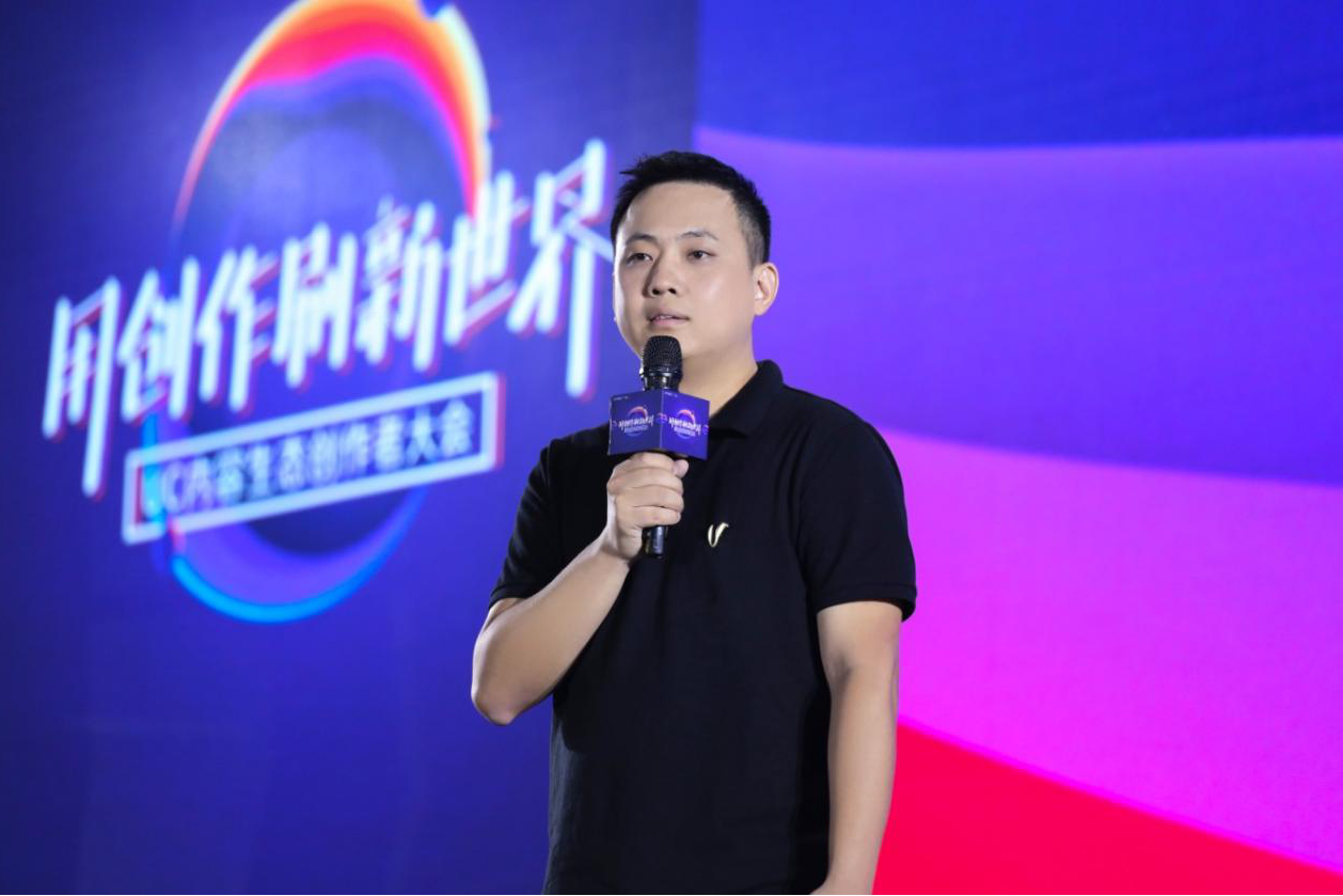 阿里大文娱公关总监张威不测身故