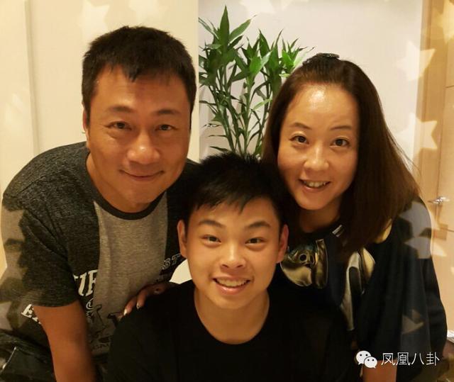 黎耀祥妻子是谁