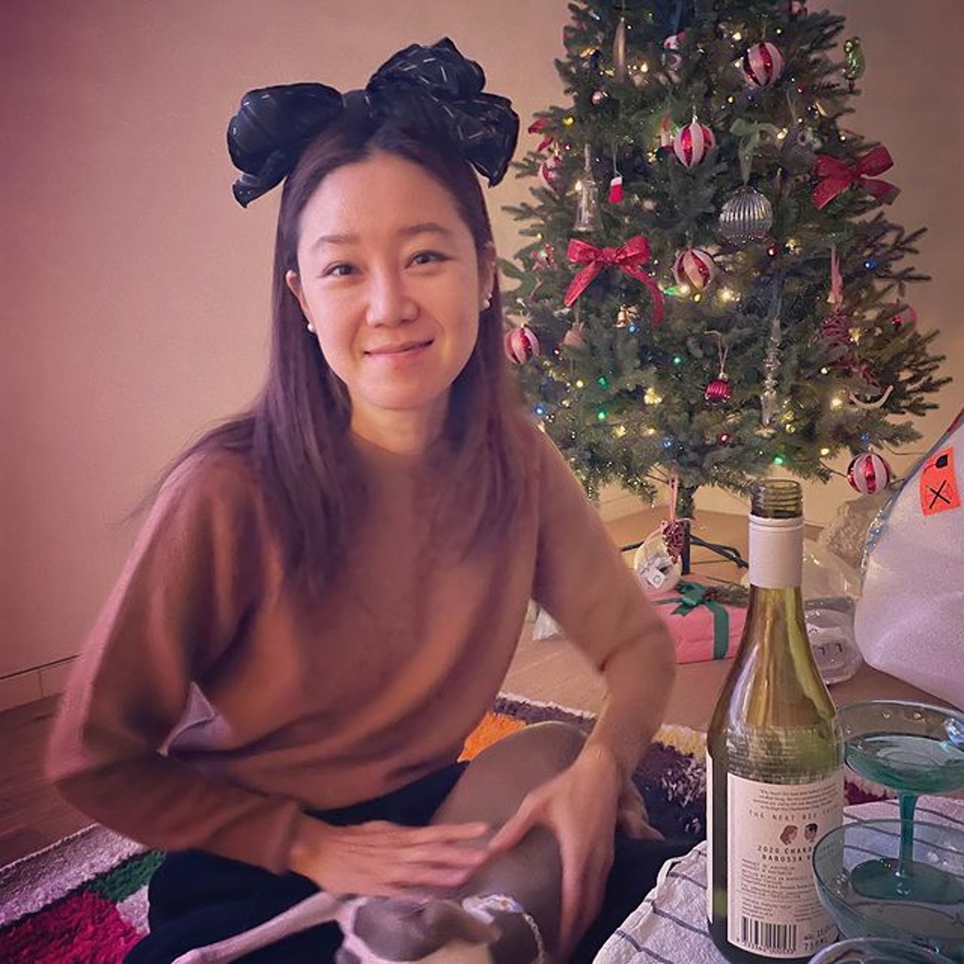 李敏镐晒与孔孝真亲密合照