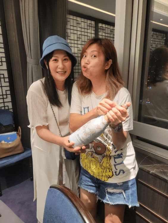 江欣燕老公