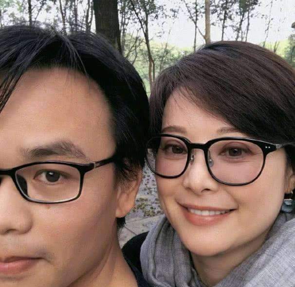 袁立丈夫