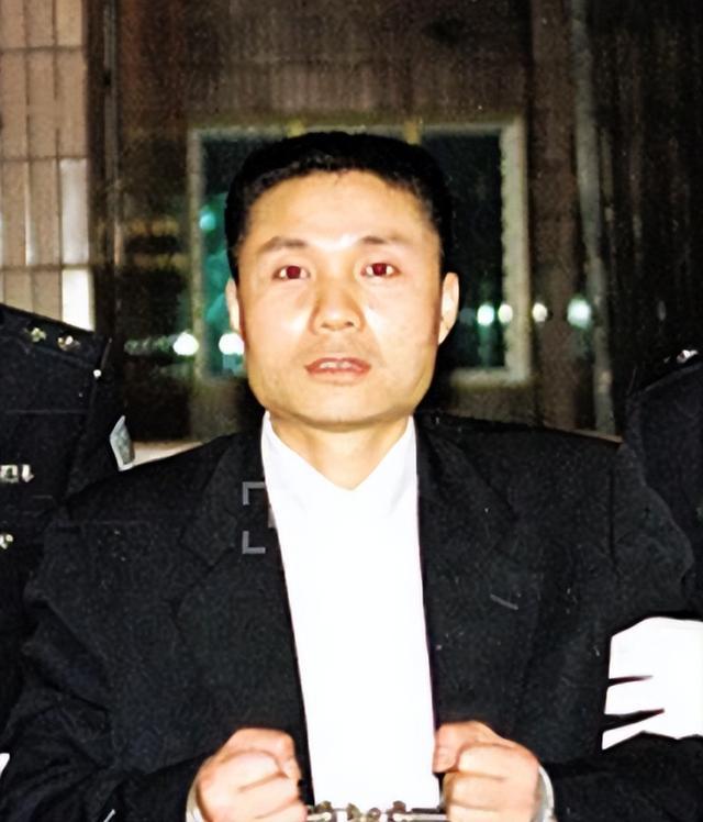 张君文强