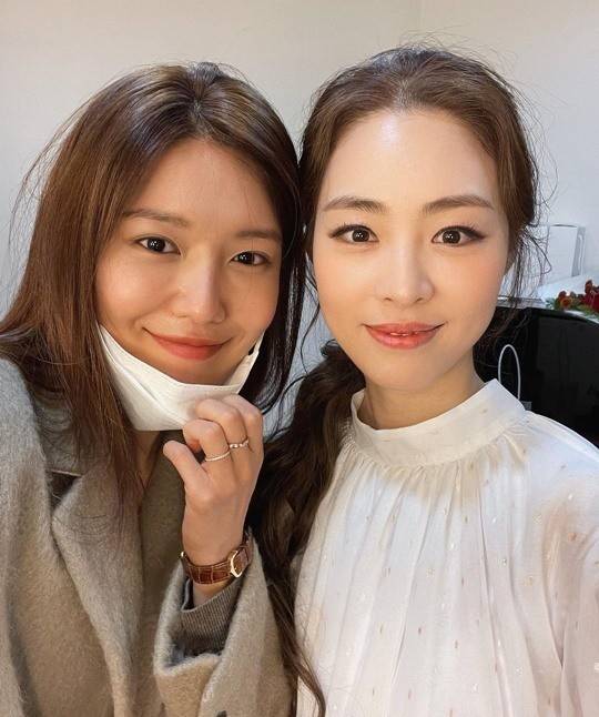 申世京和李妍熙