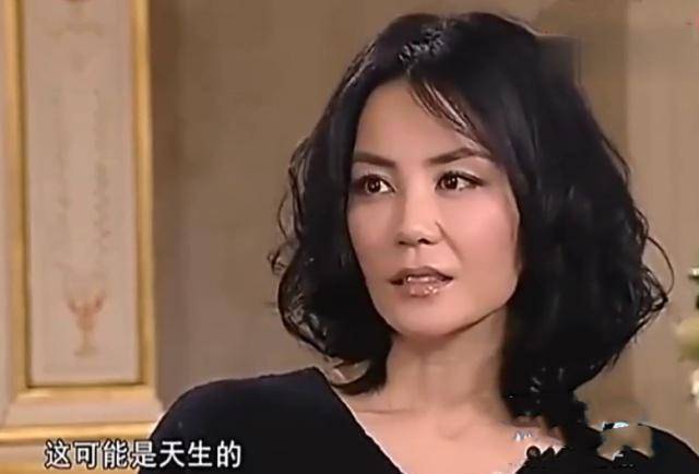 李亚鹏女友晒旧照