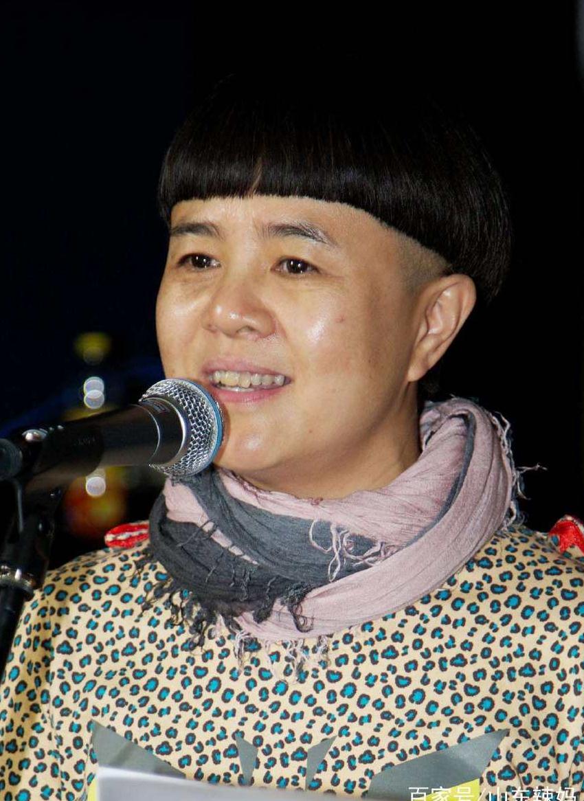 刘纯燕简历