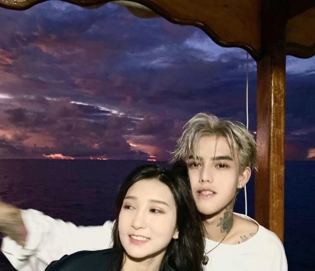 包括殷世航何婧婧分离原因谈天记载的词条 包括殷世航何婧婧分离原因谈天记载的词条