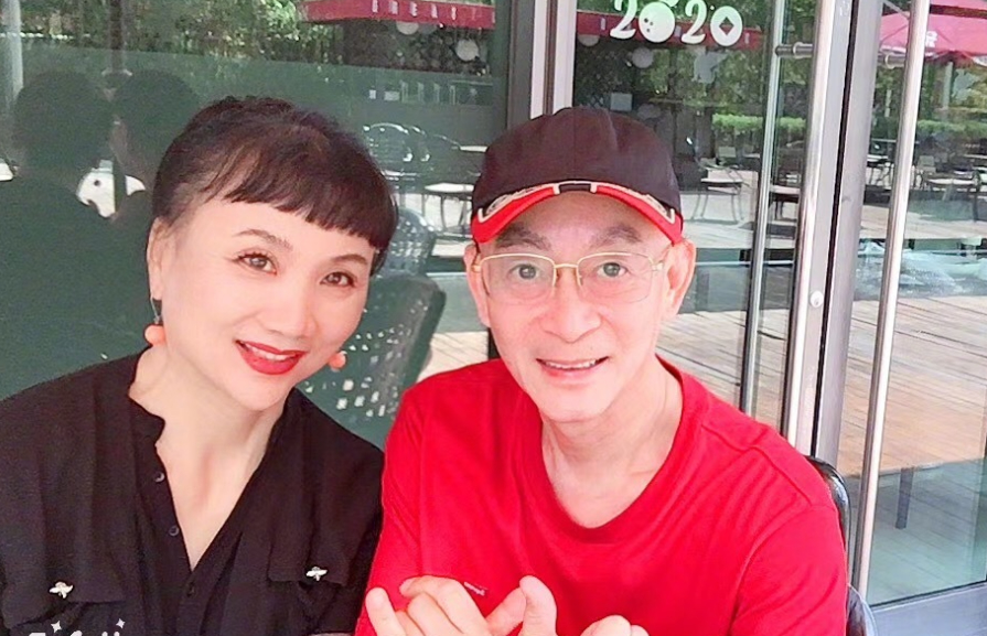 六小龄童发文庆成婚33周年