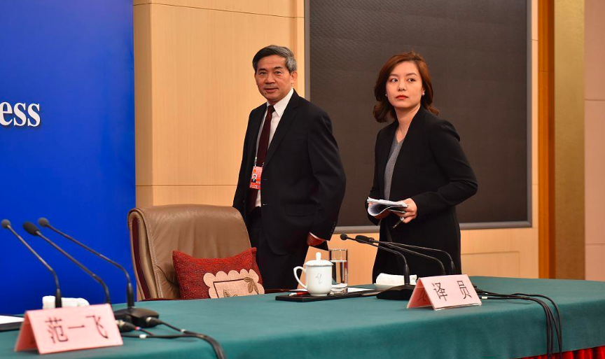 国度级翻译官人为几何 国度级翻译官人为几何