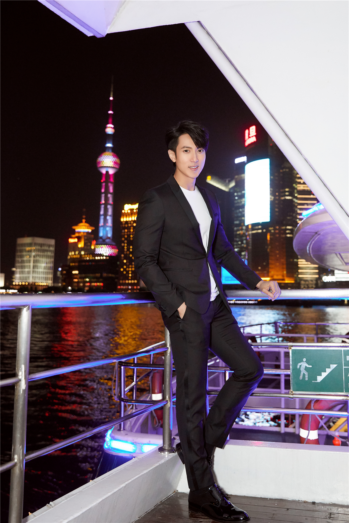吴尊代言的男装品牌