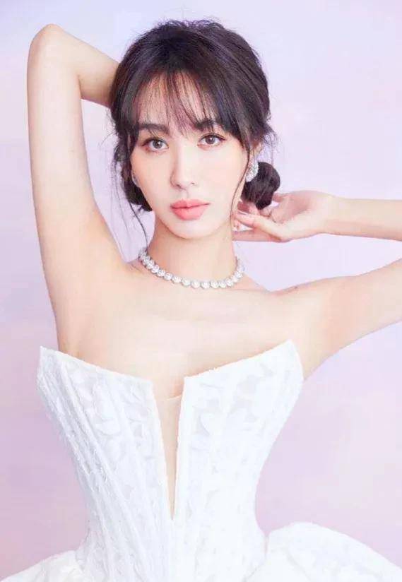 李易峰女友李菲儿