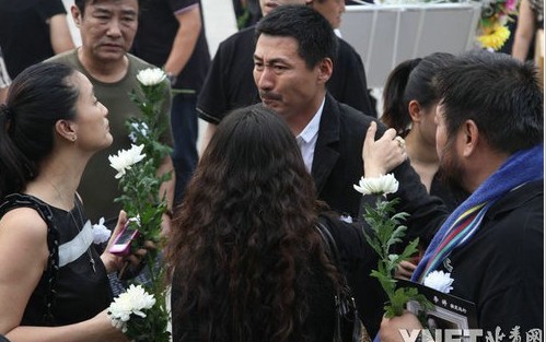 李婷追悼会 李婷追悼会