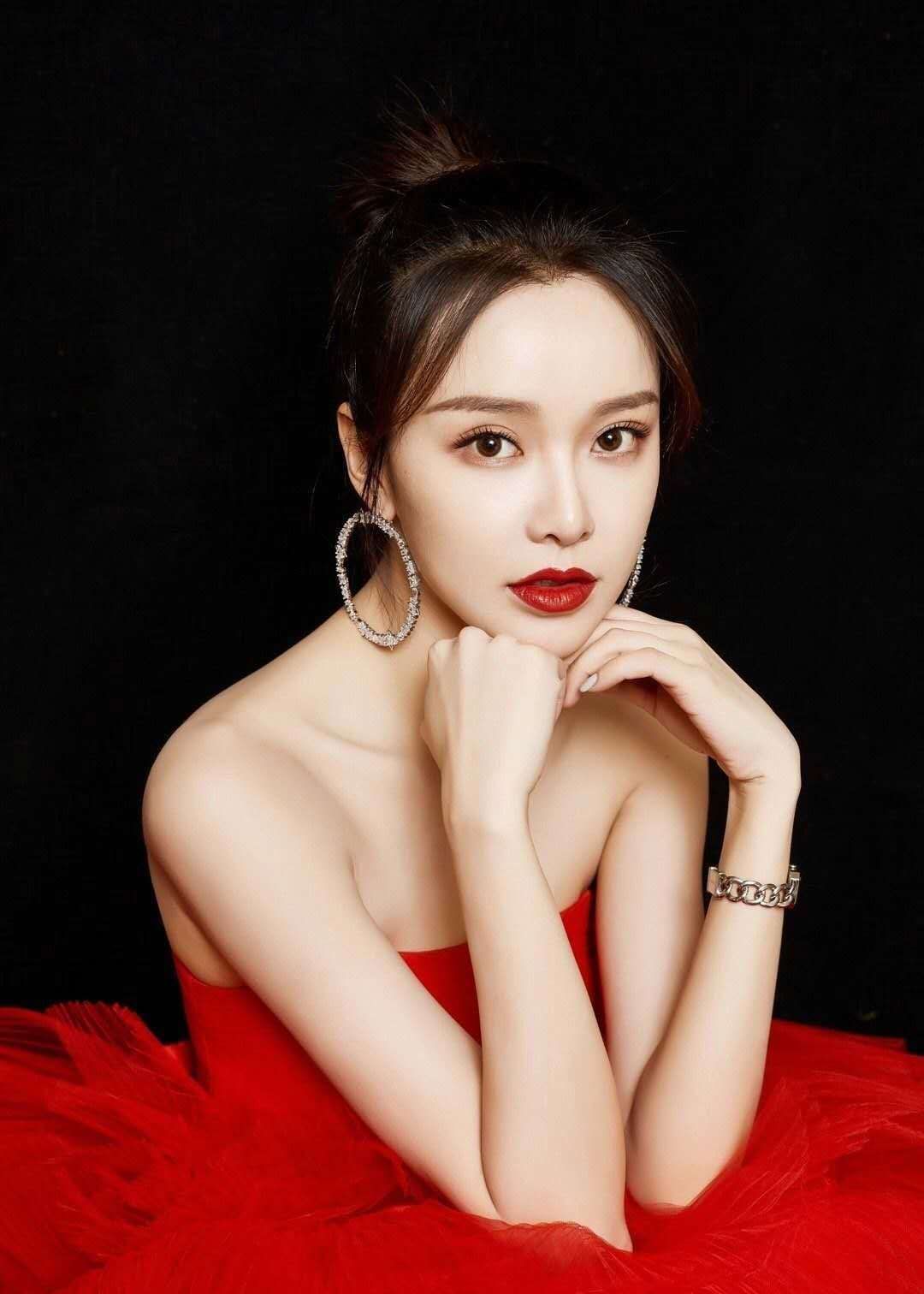 黄一琳整容