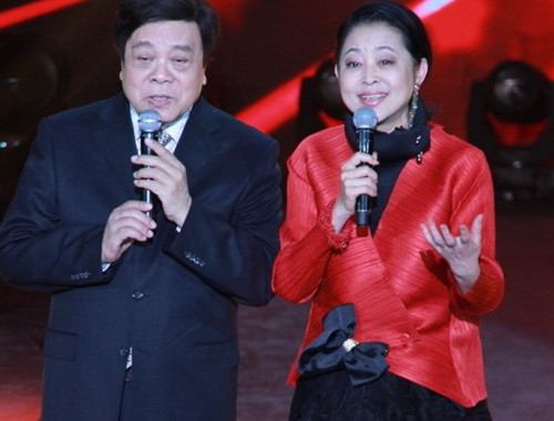 赵忠祥和谁好 赵忠祥和谁好