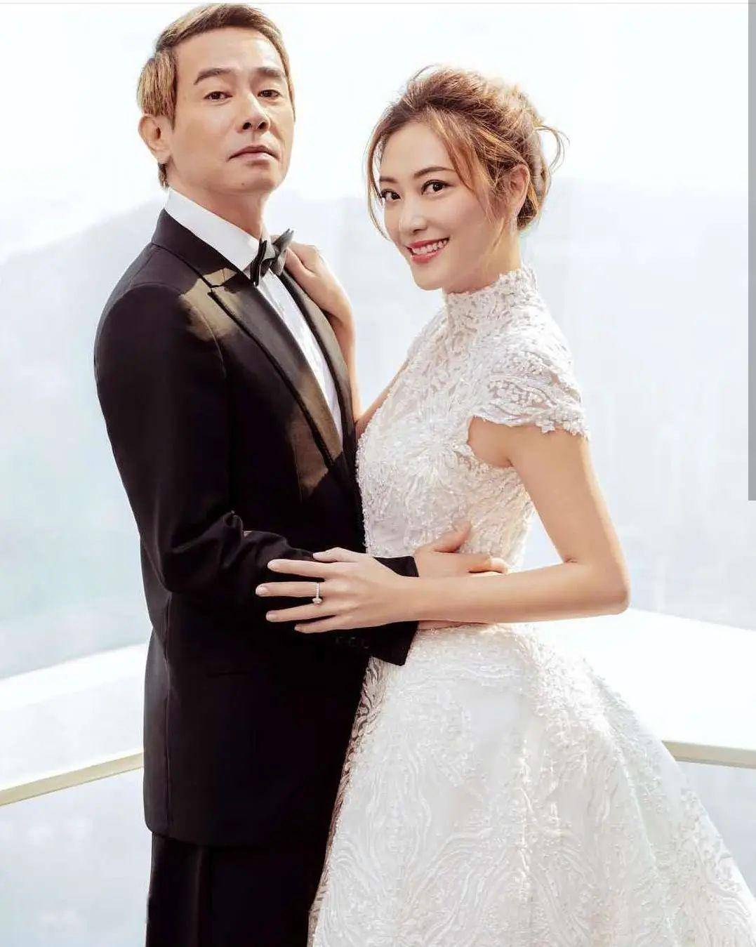 陈小春妻子是谁 陈小春妻子是谁