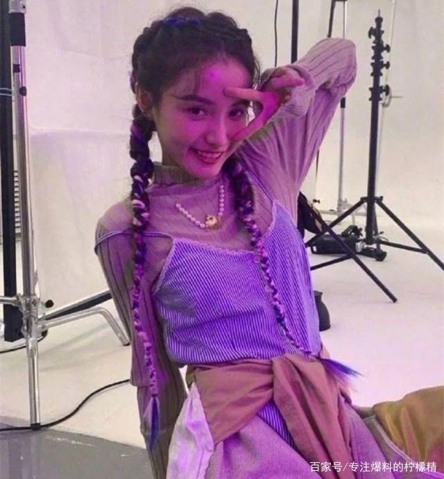 林小宅否定与草鱼恋情的复杂引见