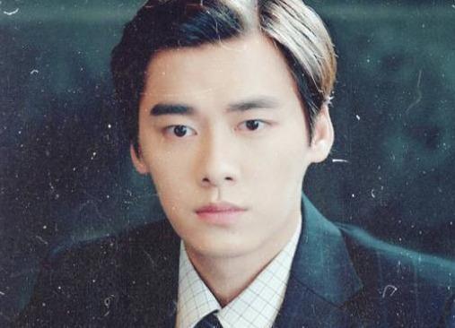 李易峰剃锅盖头