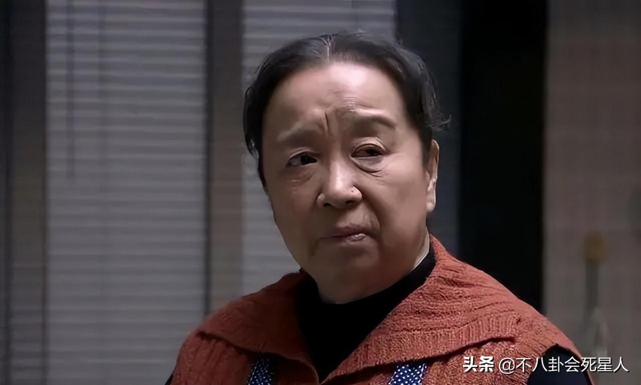 双面胶演员表