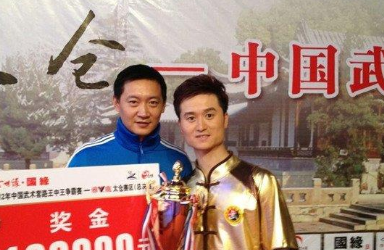 杨俊毅的妻子 杨俊毅的妻子