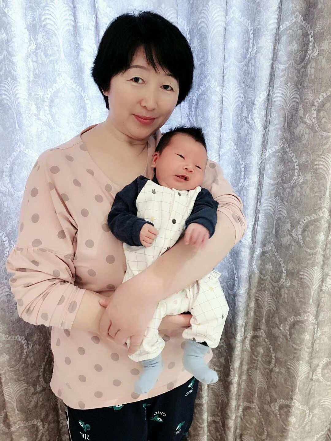 万丽伟
