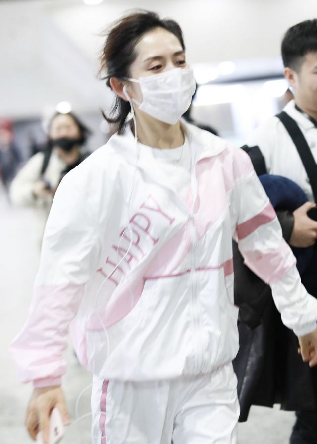谢娜飞机撒泼 谢娜飞机撒泼