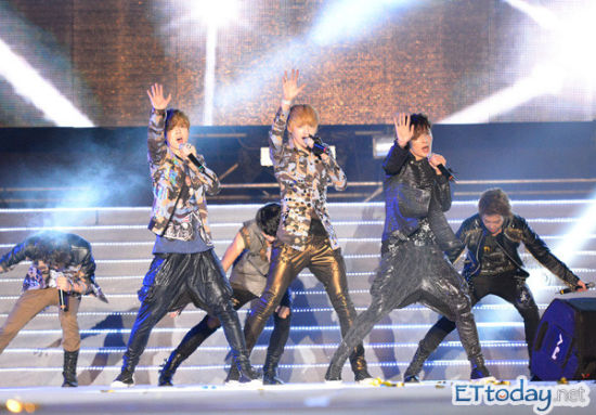 superjuniorm天天向上