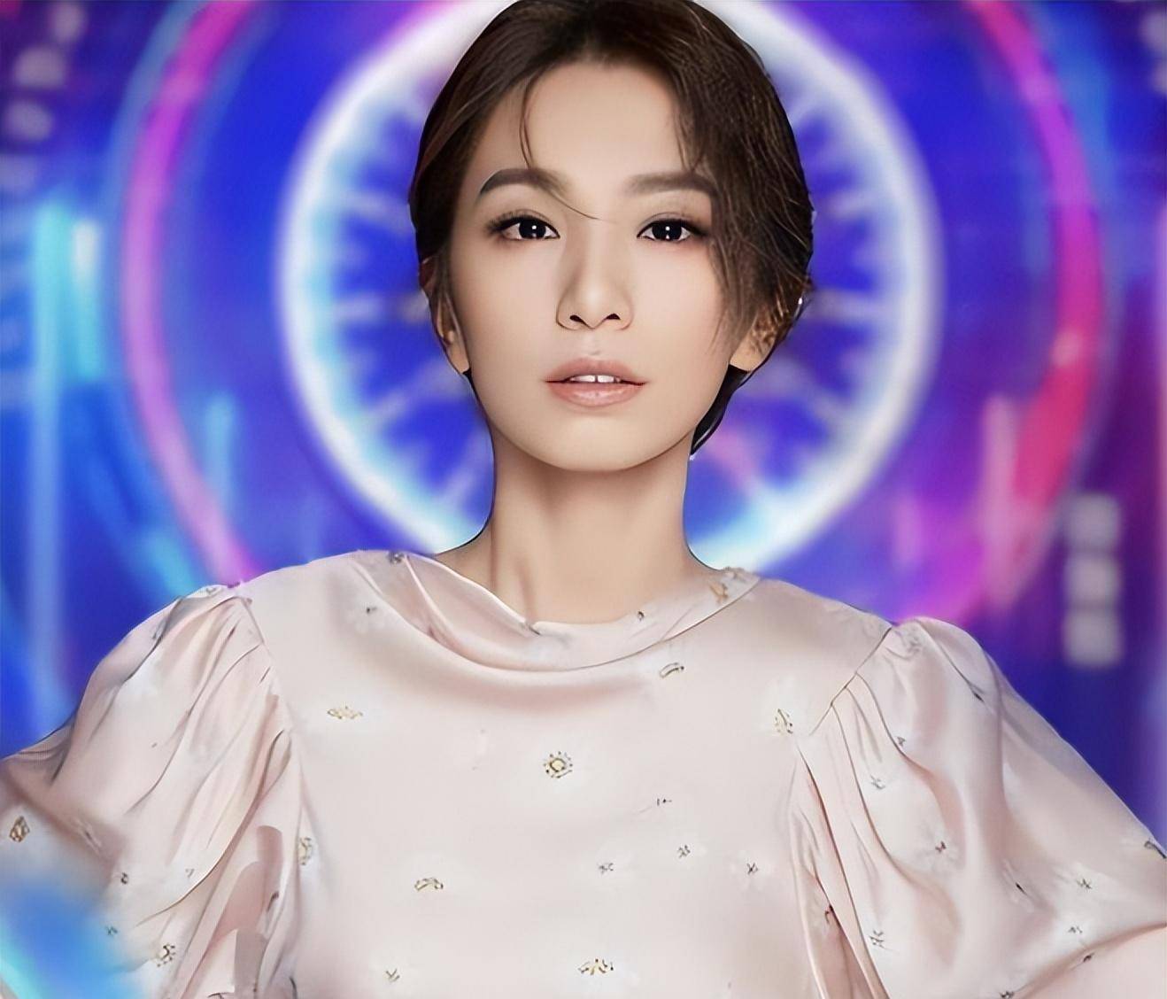 田馥甄发打肿脸言论惹争议的复杂引见 田馥甄发打肿脸言论惹争议的复杂引见