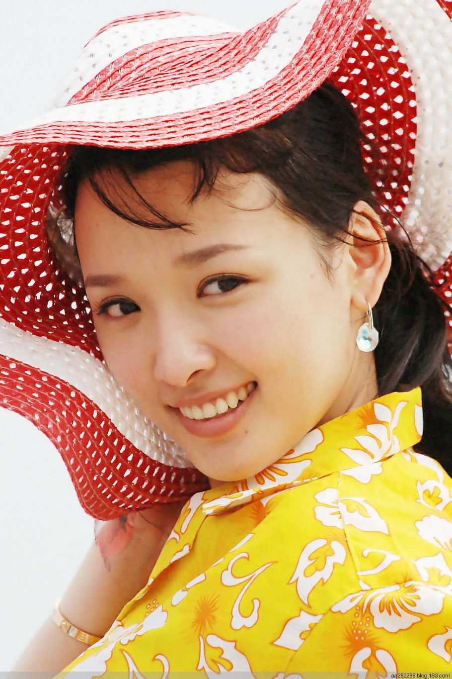 王君平老公的简单介绍