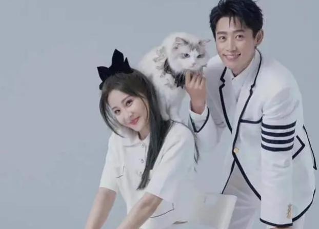 魏晨女友