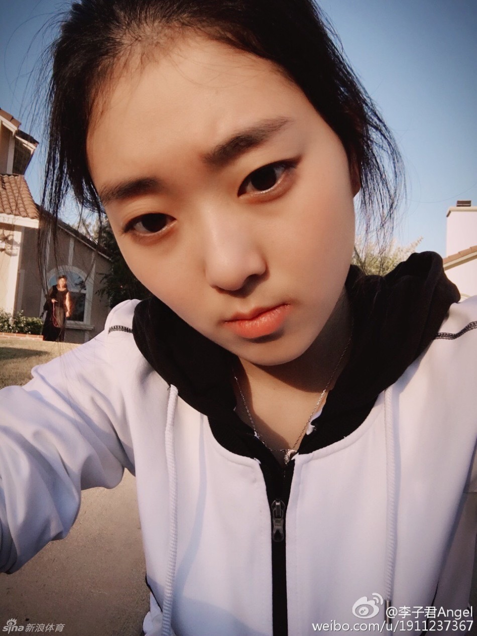 李子君糊口照 李子君糊口照
