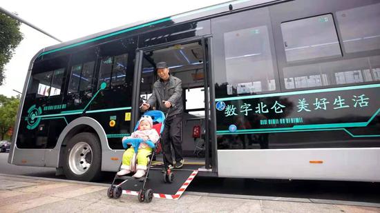 公交车舒婷1一20全文TXT的复杂引见 公交车舒婷1一20全文TXT的复杂引见