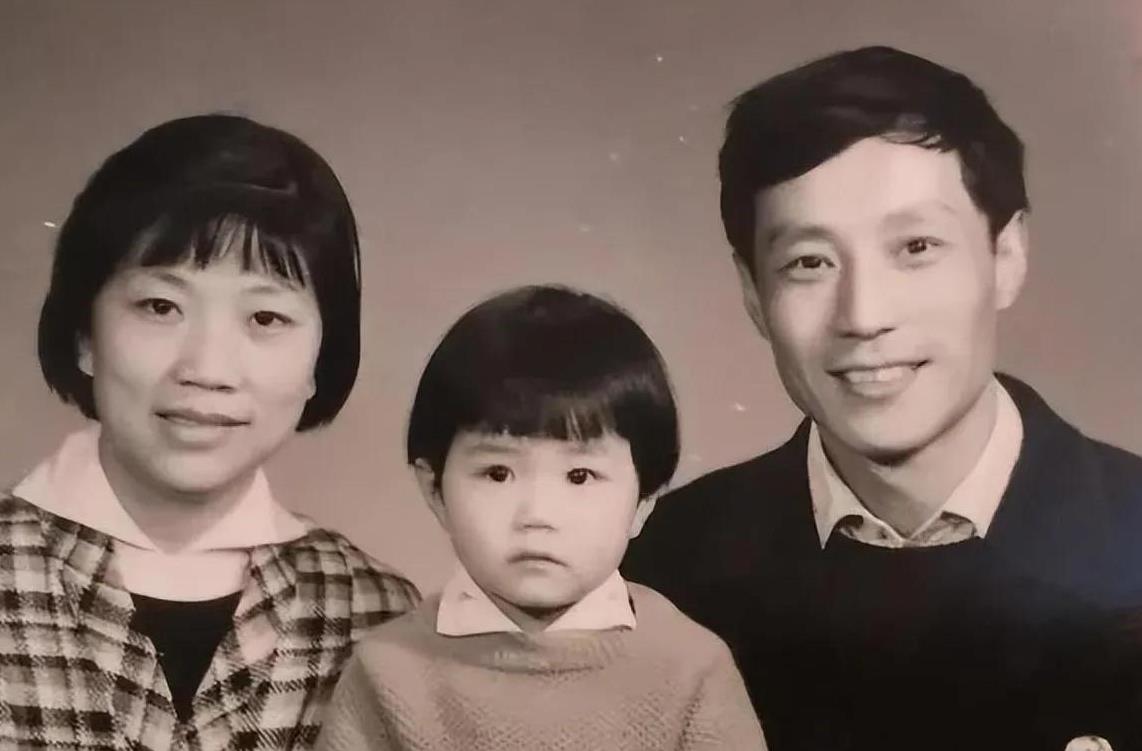驰名话剧演员严翔归天的复杂引见 驰名话剧演员严翔归天的复杂引见