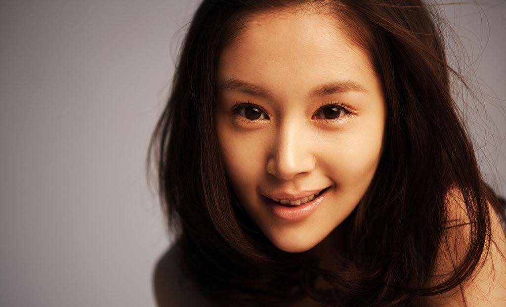 王子文背后的京圈大佬王朔