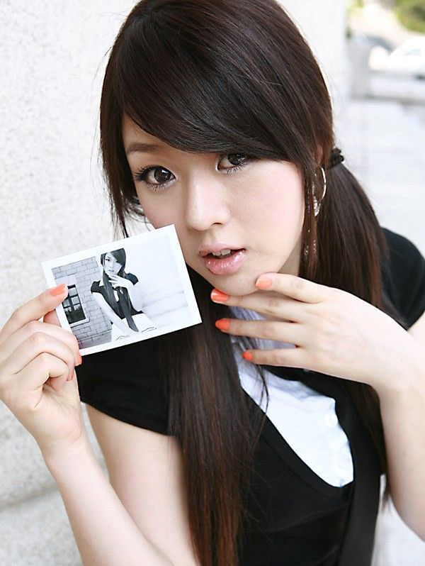 黄美姬资料