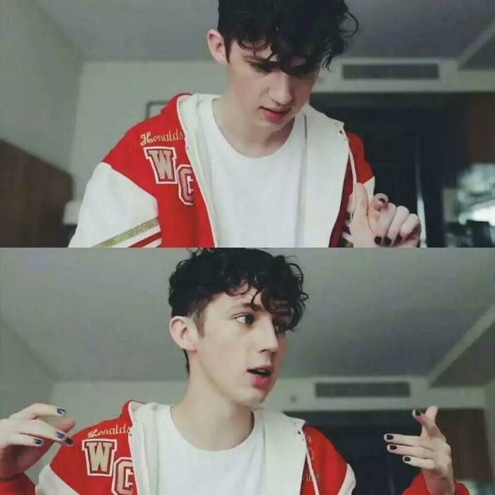 关于戳爷男朋友jacobins的信息