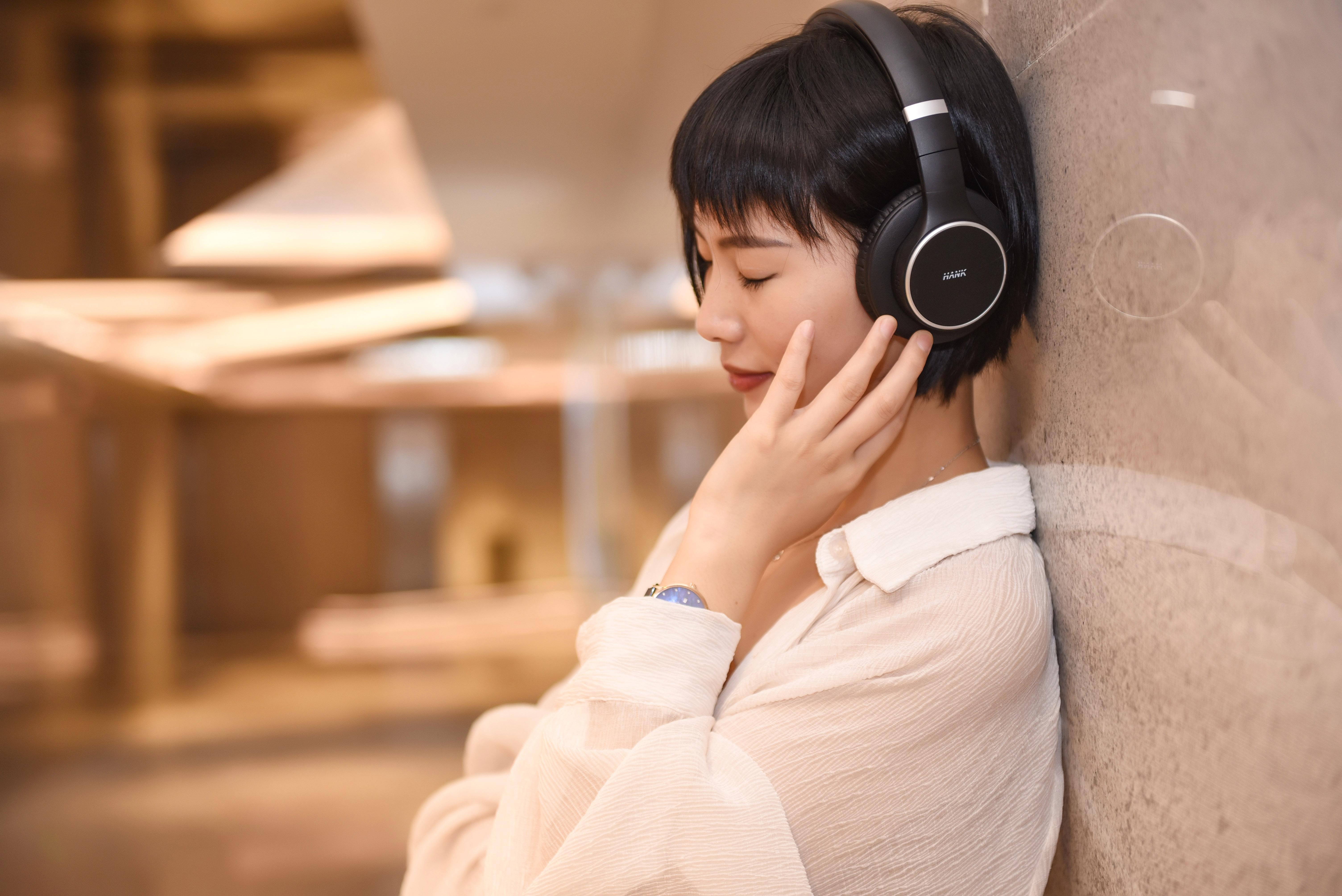 对于天籁之声王亚飞的信息