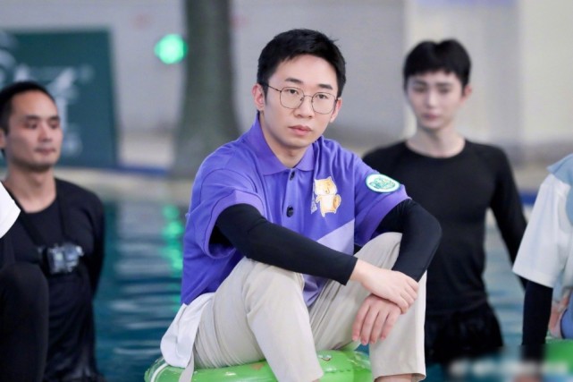 杨迪为三缺一报歉 杨迪为三缺一报歉