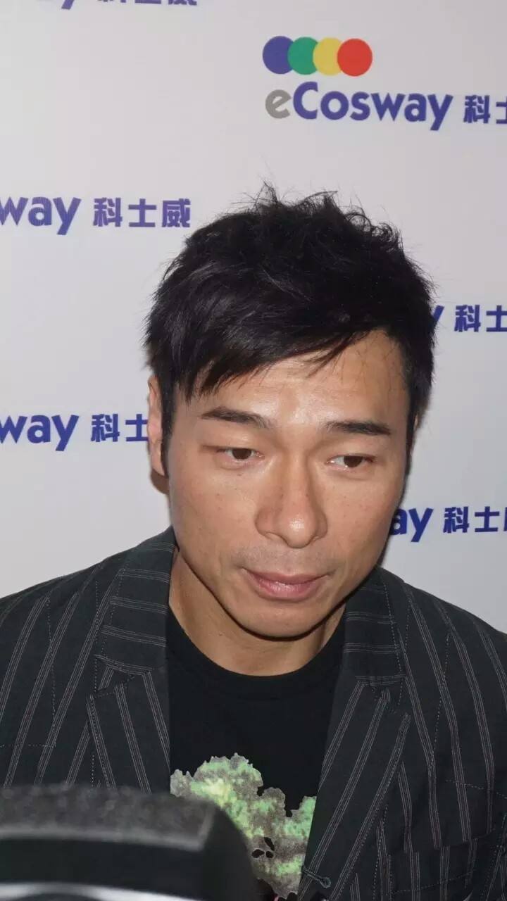 许志安逛超市