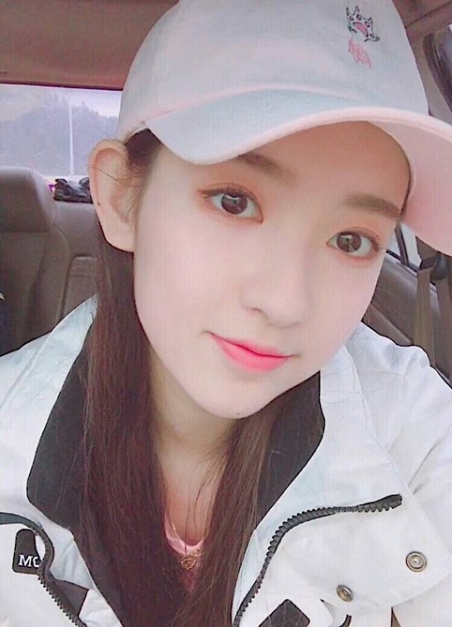 李嫣然照片