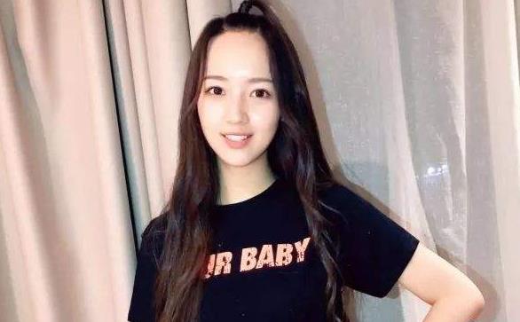 秦牛正威家庭背景